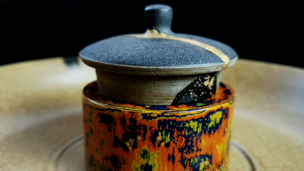 大漆修复工艺-金缮壶盖