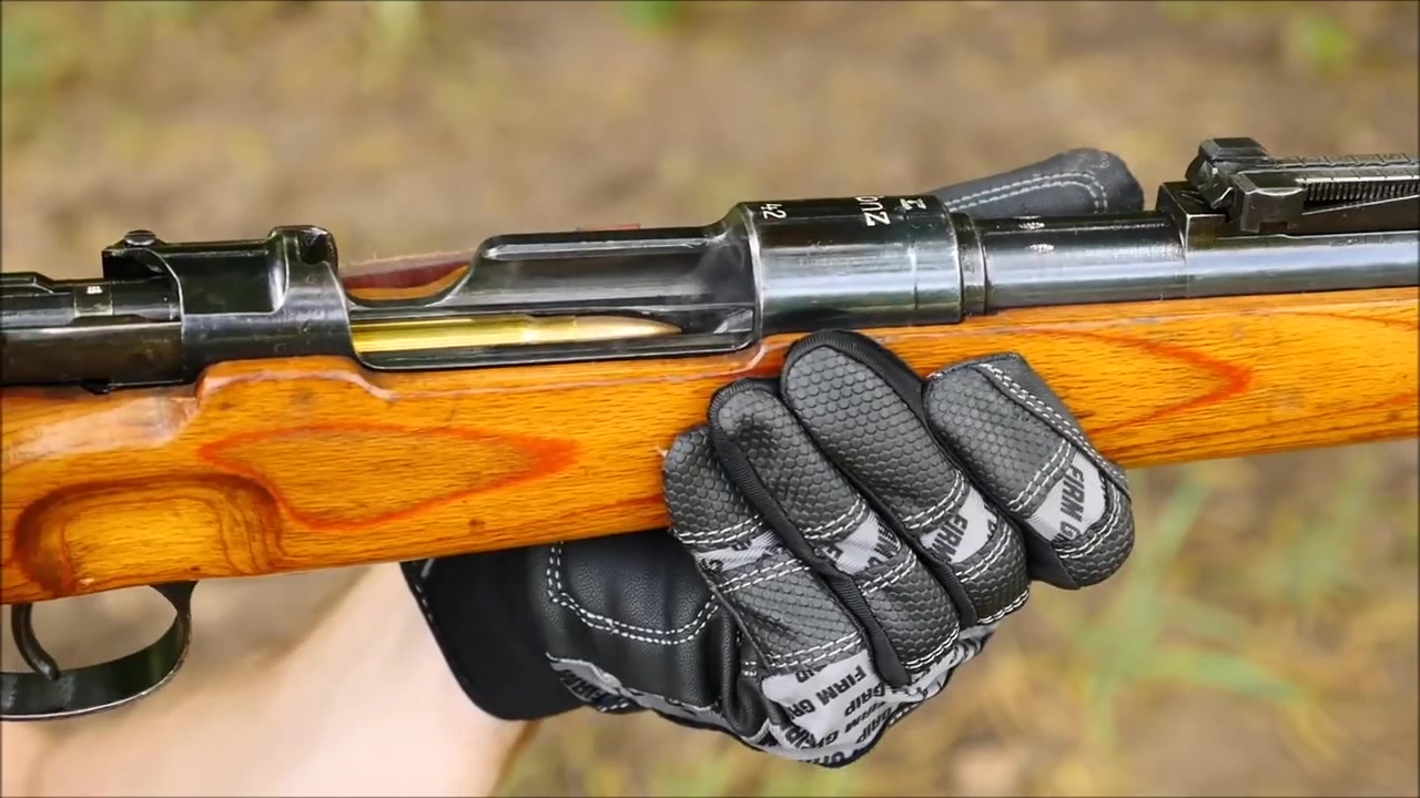 【二战轻武器】纳粹德国k98k卡宾枪试射,保存如此之好用了油纸包吗?