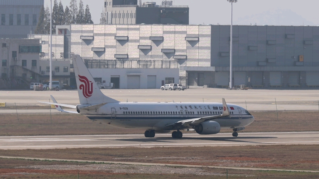 波音737-800中型机图片