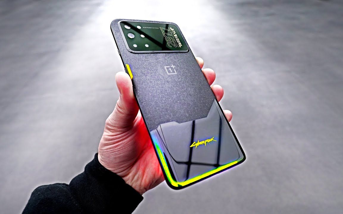 【数码开箱测评】一加8t赛博朋克2077限定版智能手机开箱