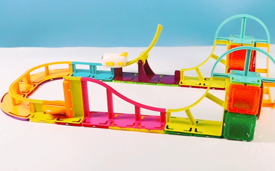 小飞机轨道玩法飞驰大闯关磁力飞机轨道