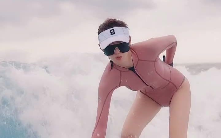 初次见面 就叫我姐姐吧 姐姐保护你尾波冲浪 六妹尾波