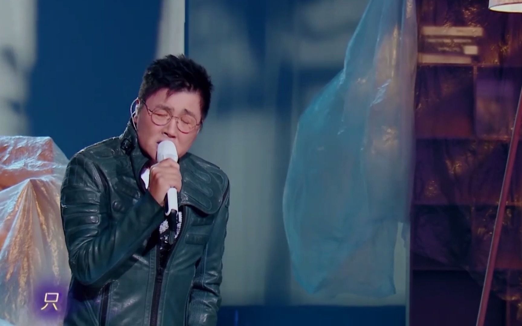 听完孙楠翻唱的网红歌《善变》,才明白这就是国家队的实力!