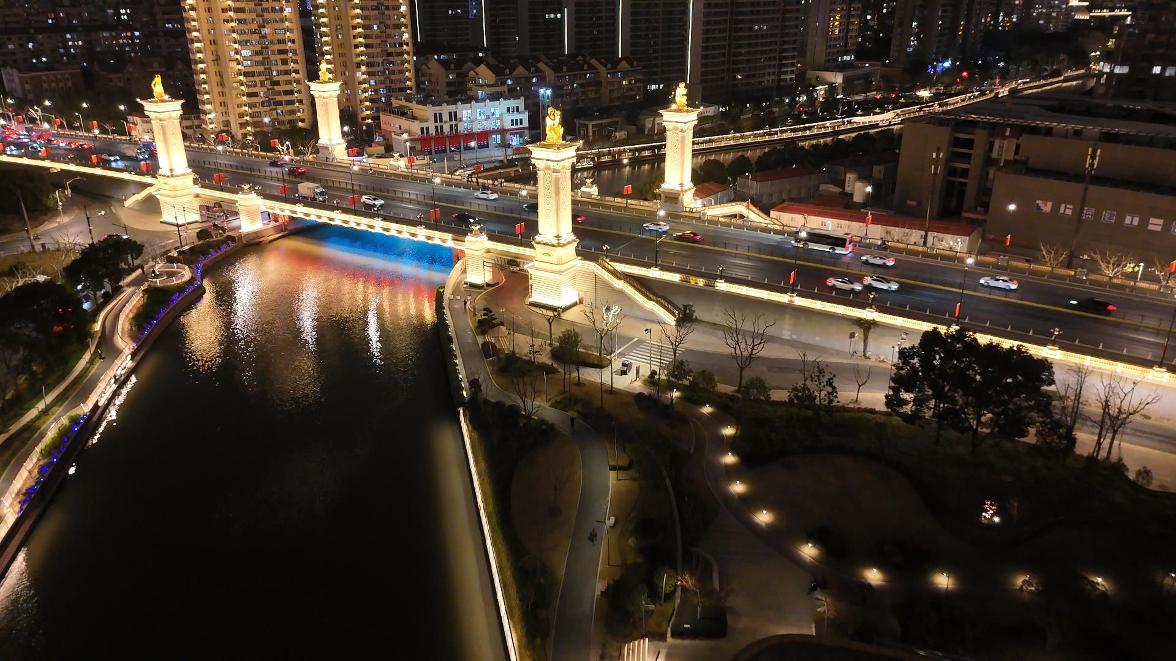 1月24日 - 大疆flip 武宁路桥 夜飞