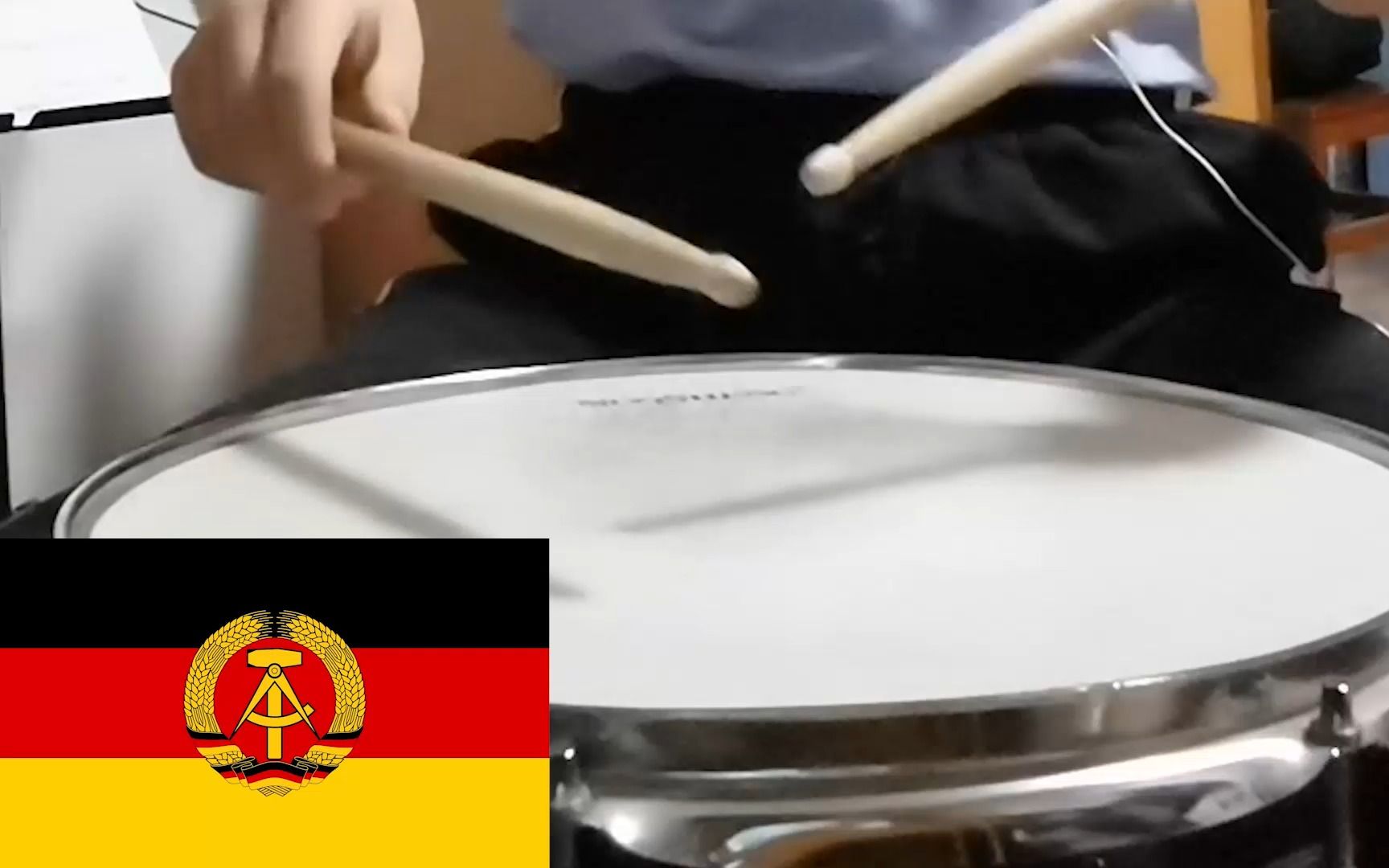 [图]【军鼓演奏】东德国家人民军一号阅兵曲 Parademarsch der NVA Nr.1