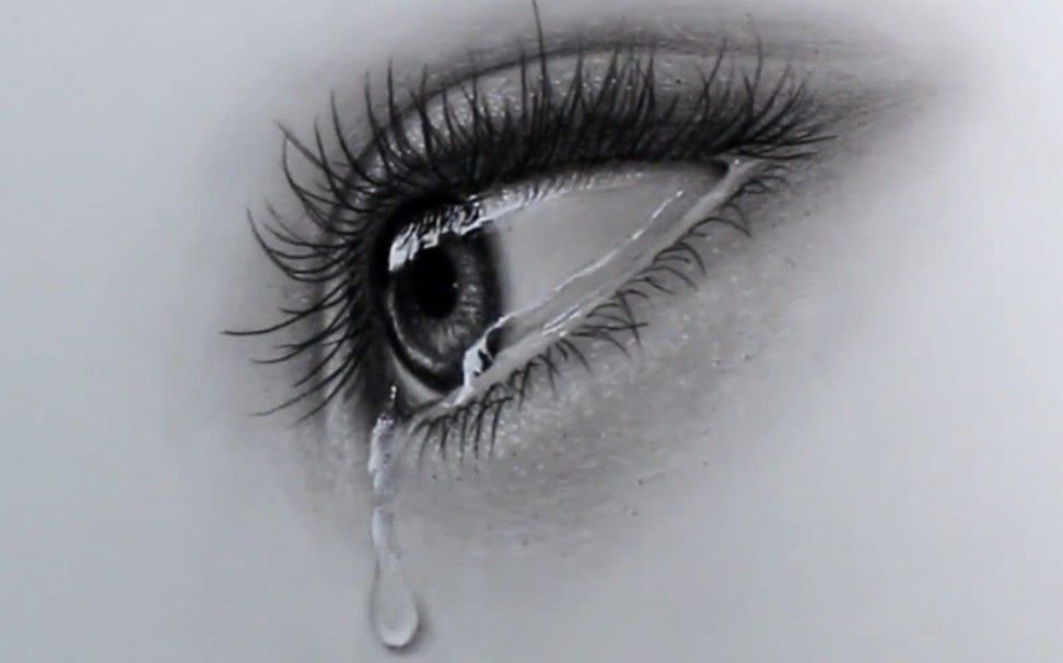 韩国画家教你用炭笔绘画逼真流泪眼睛