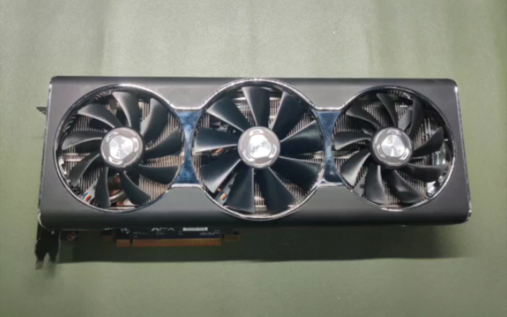 到祸啦?讯景三风扇5700xt开箱及跑分