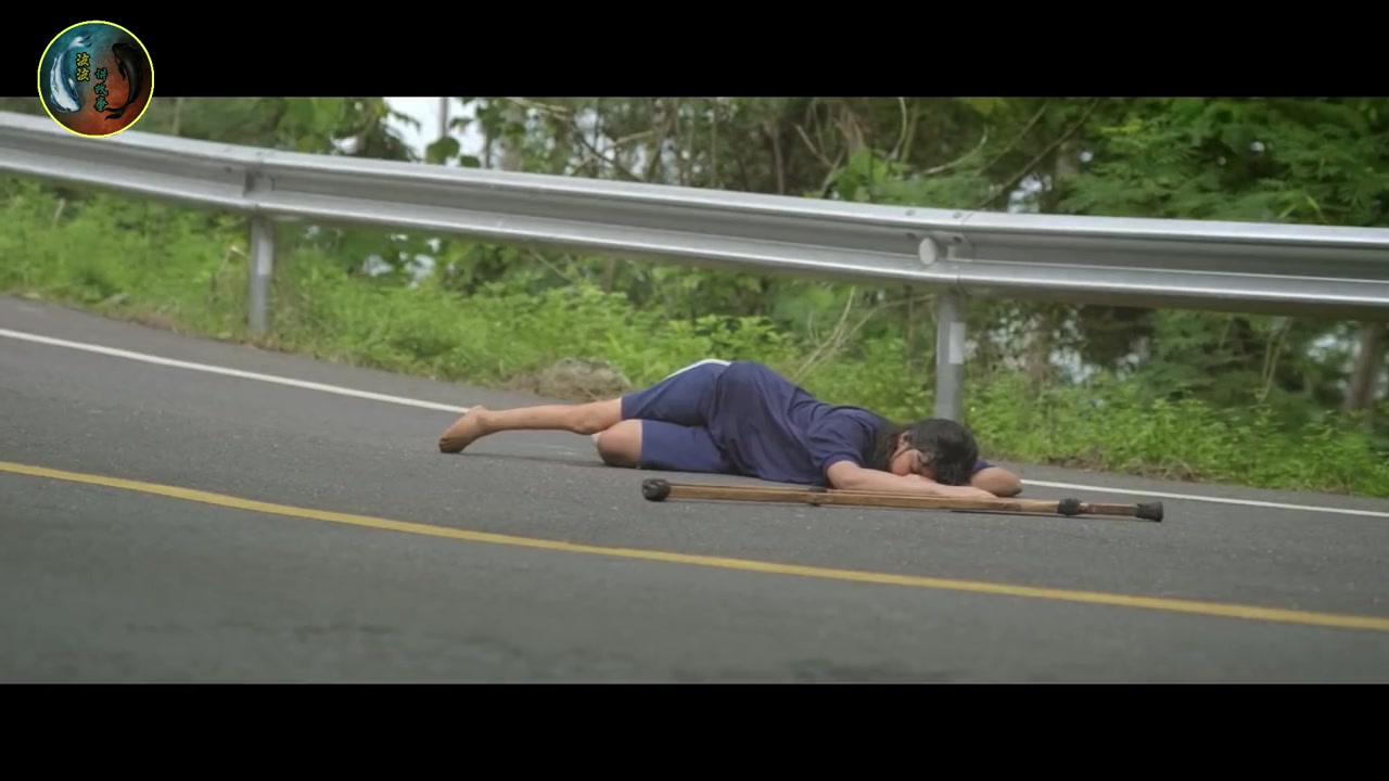 失去一条腿的女孩,也敢参加马拉松比赛,最后夺冠,从此改变生活