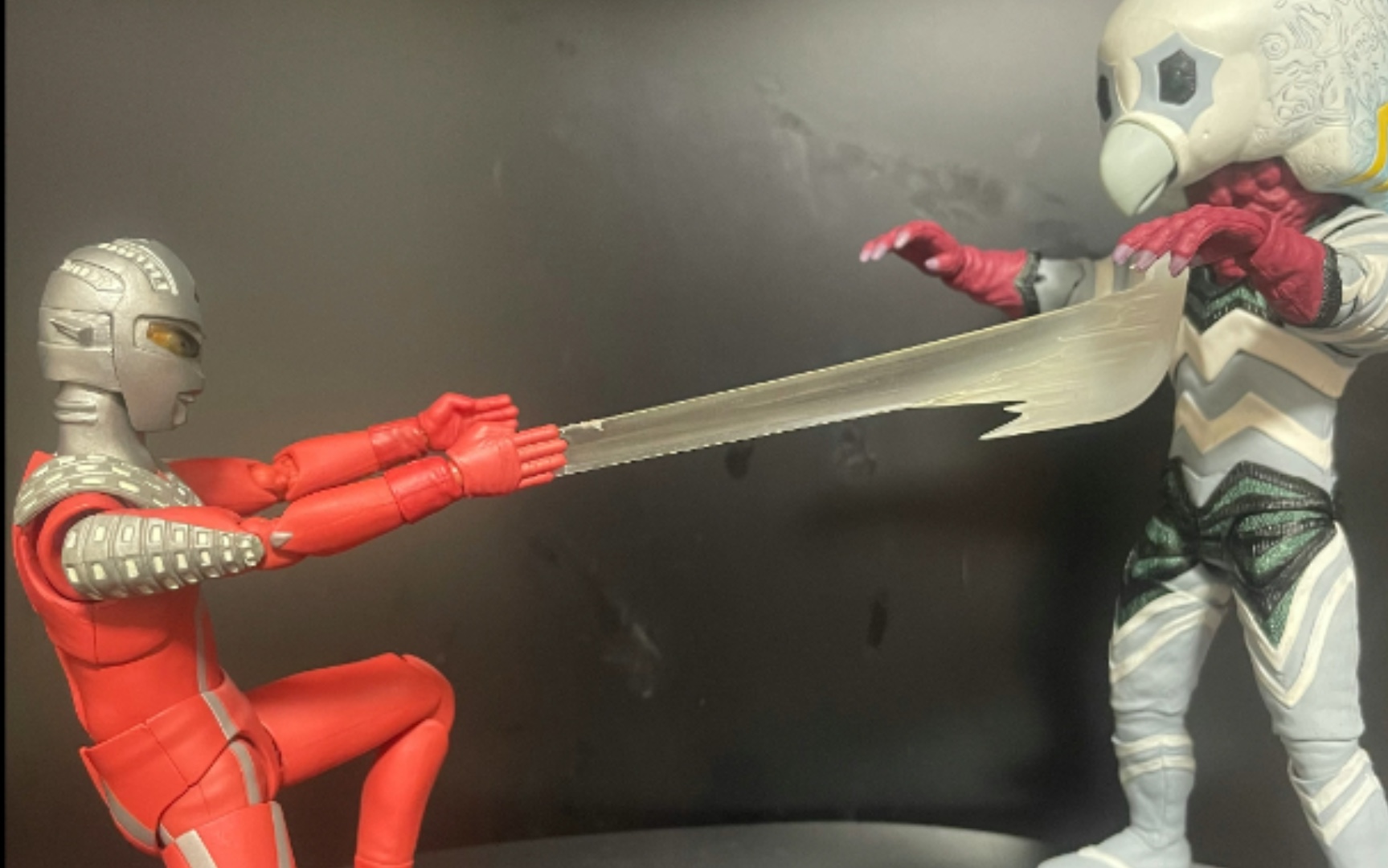 嘎次星人shf 没啥玩的 大头星人