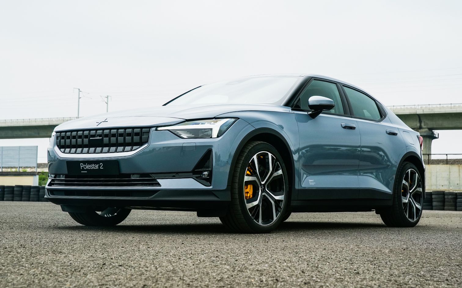 不用再委曲求全试驾polestar2首发版