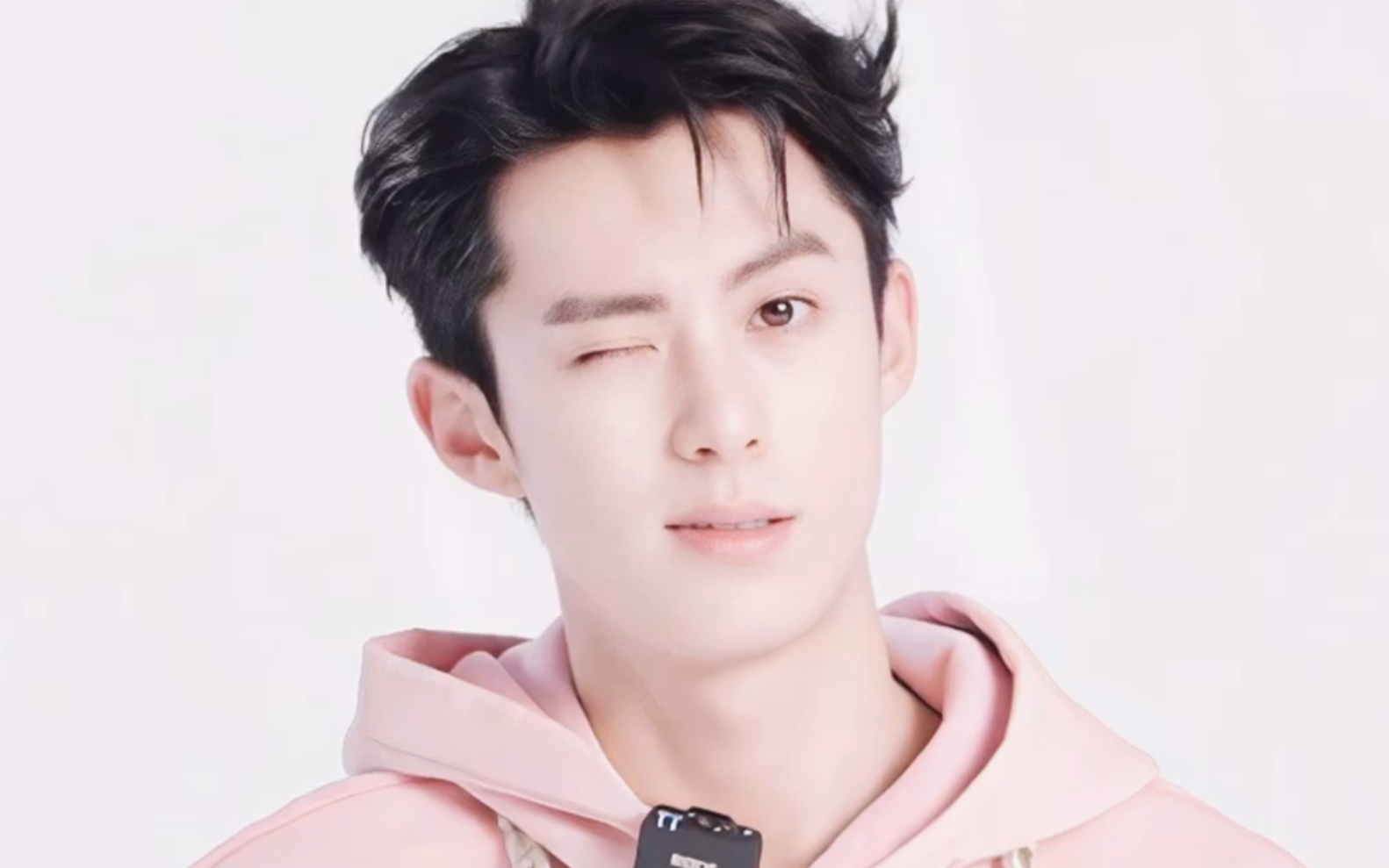 这么可爱的王鹤棣你不爱嘛