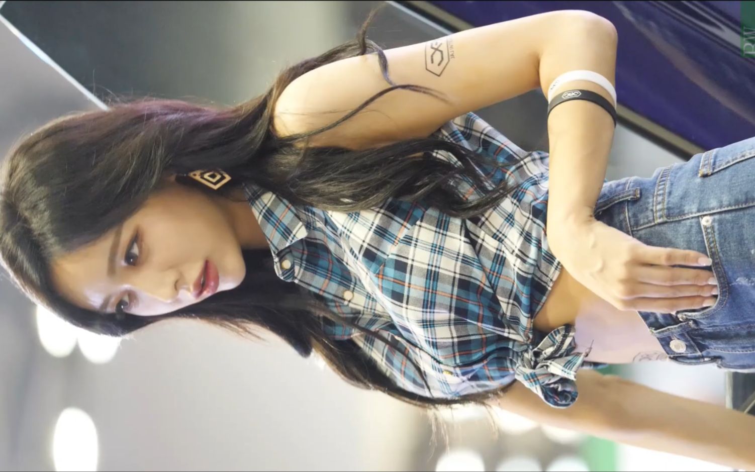 autosalonxautoweek2019郑雅拉