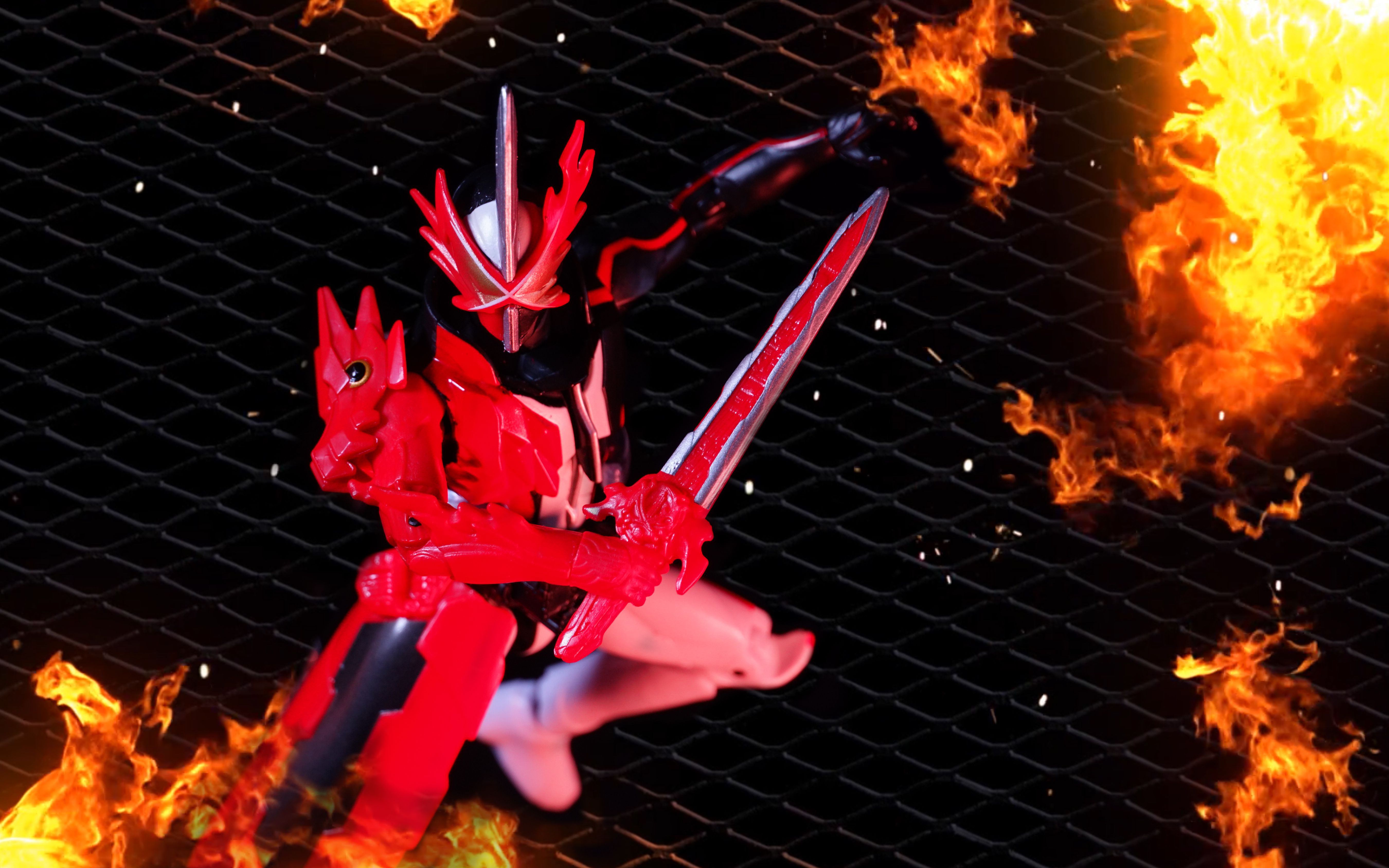 rkf假面骑士圣刃烈火一册这次可是涂装的大升级