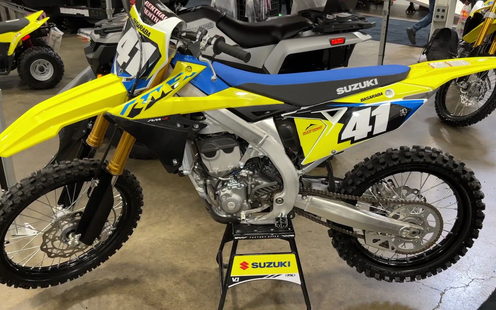 2023款铃木rmz 450