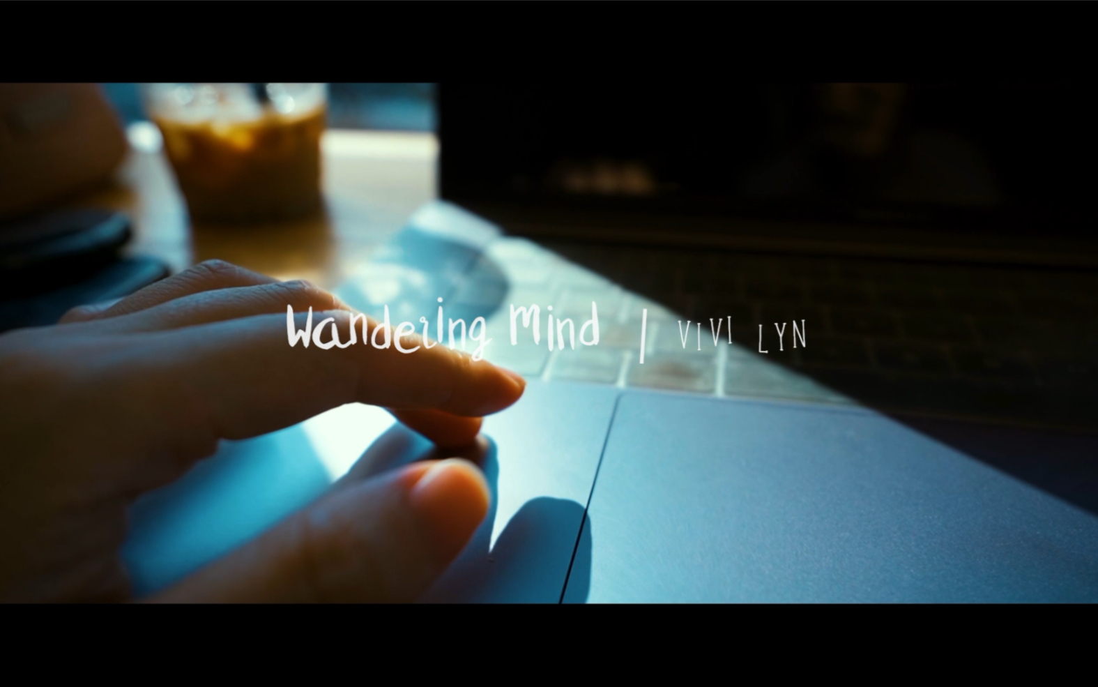 开个小差wanderingmind创意视频原创达芬奇调色