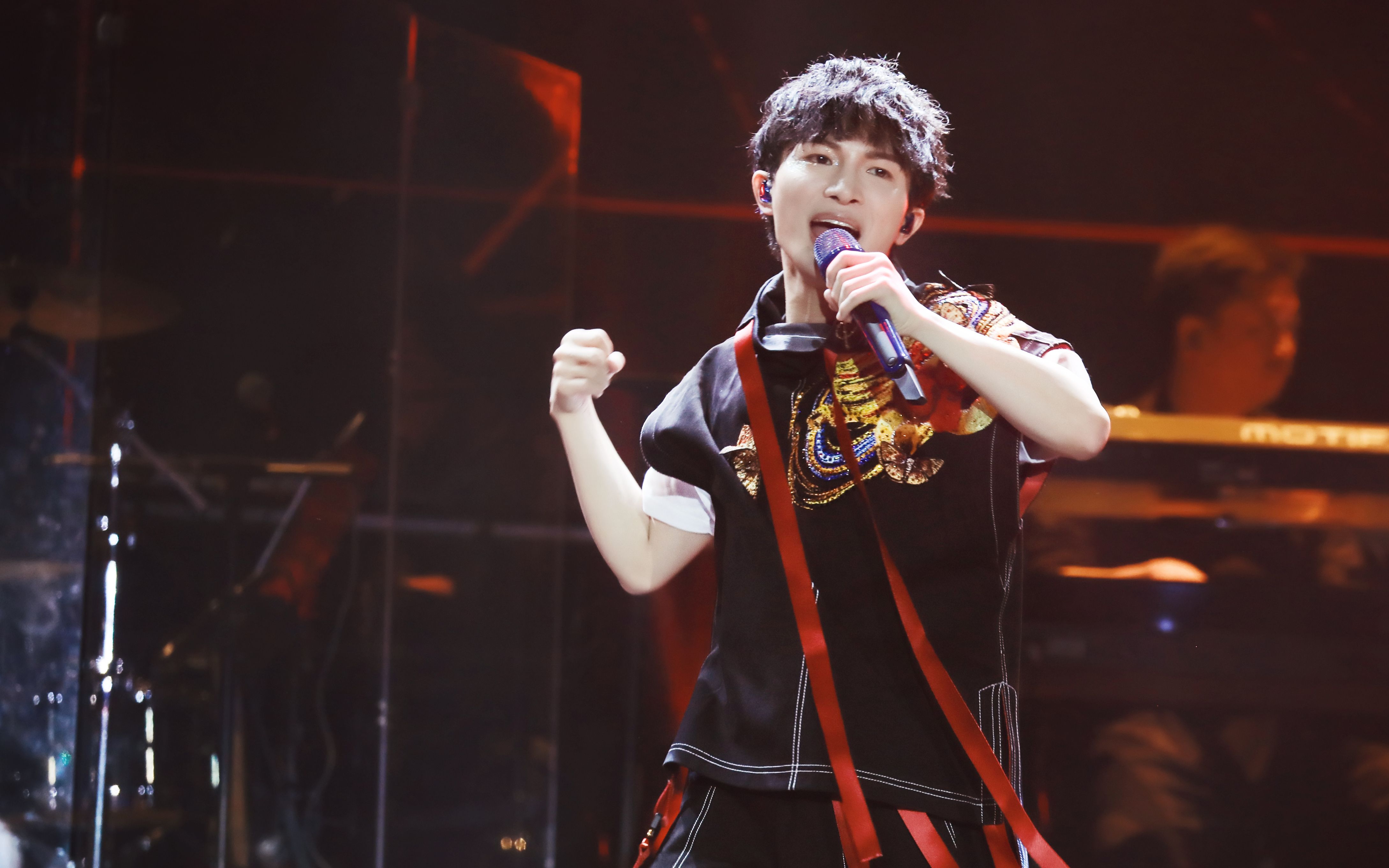 【周深】20191214 演唱会《大艺术家 怪美的》唱跳丨"c-929星球"巡回