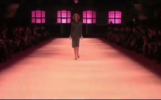 [图]Alexander McQueen FW2005 “Man Who Knew Too Much” (擒凶记) 系列