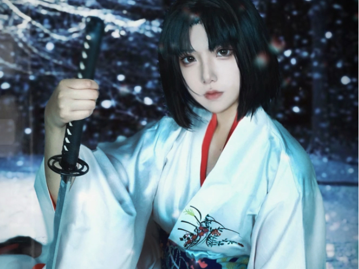 Ⅱ snow is falling【两仪式cos】