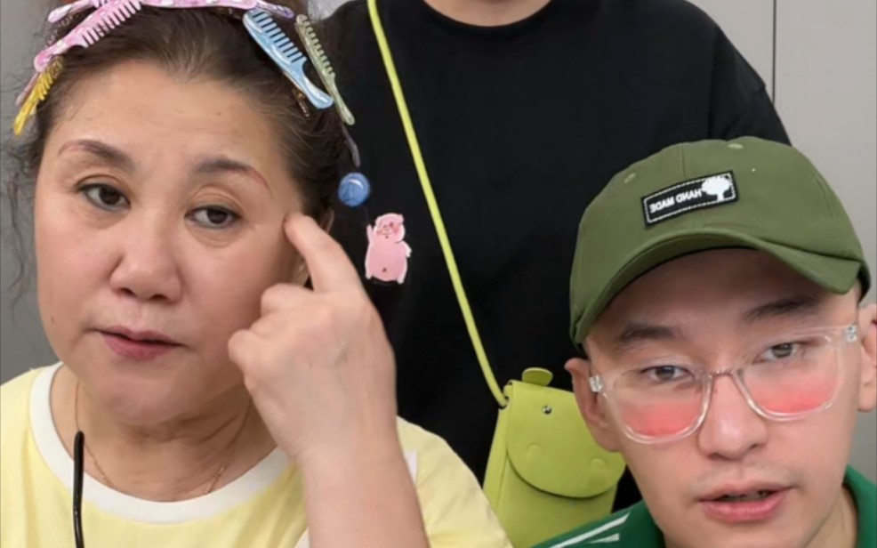 今天是妈沫和河马姐姐们