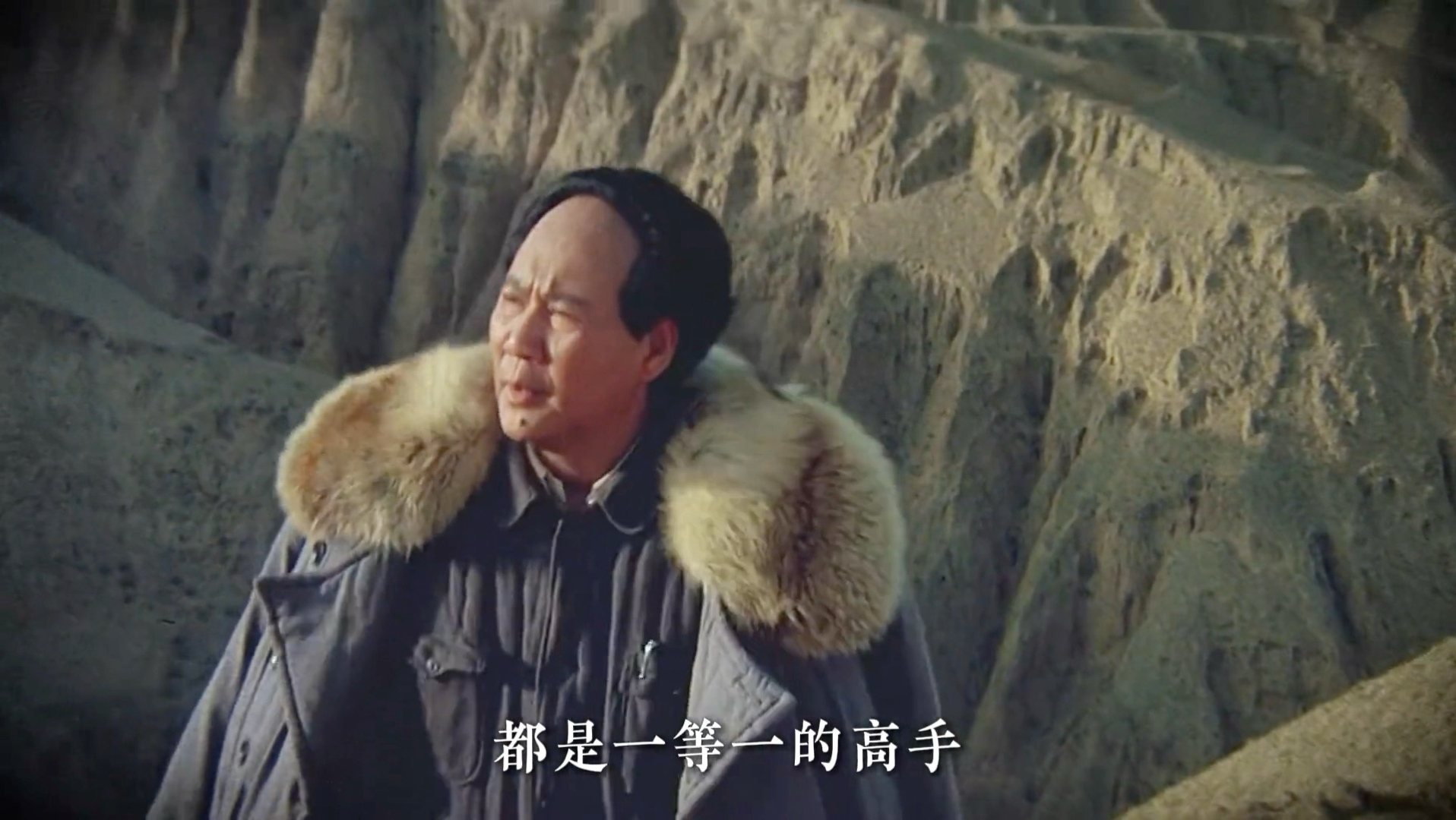 为什么毛主席的诗词总有一种“必胜感”？ 因为别的诗人是用笔蘸着"墨水"写诗，他是用笔蘸着"历史"写诗。