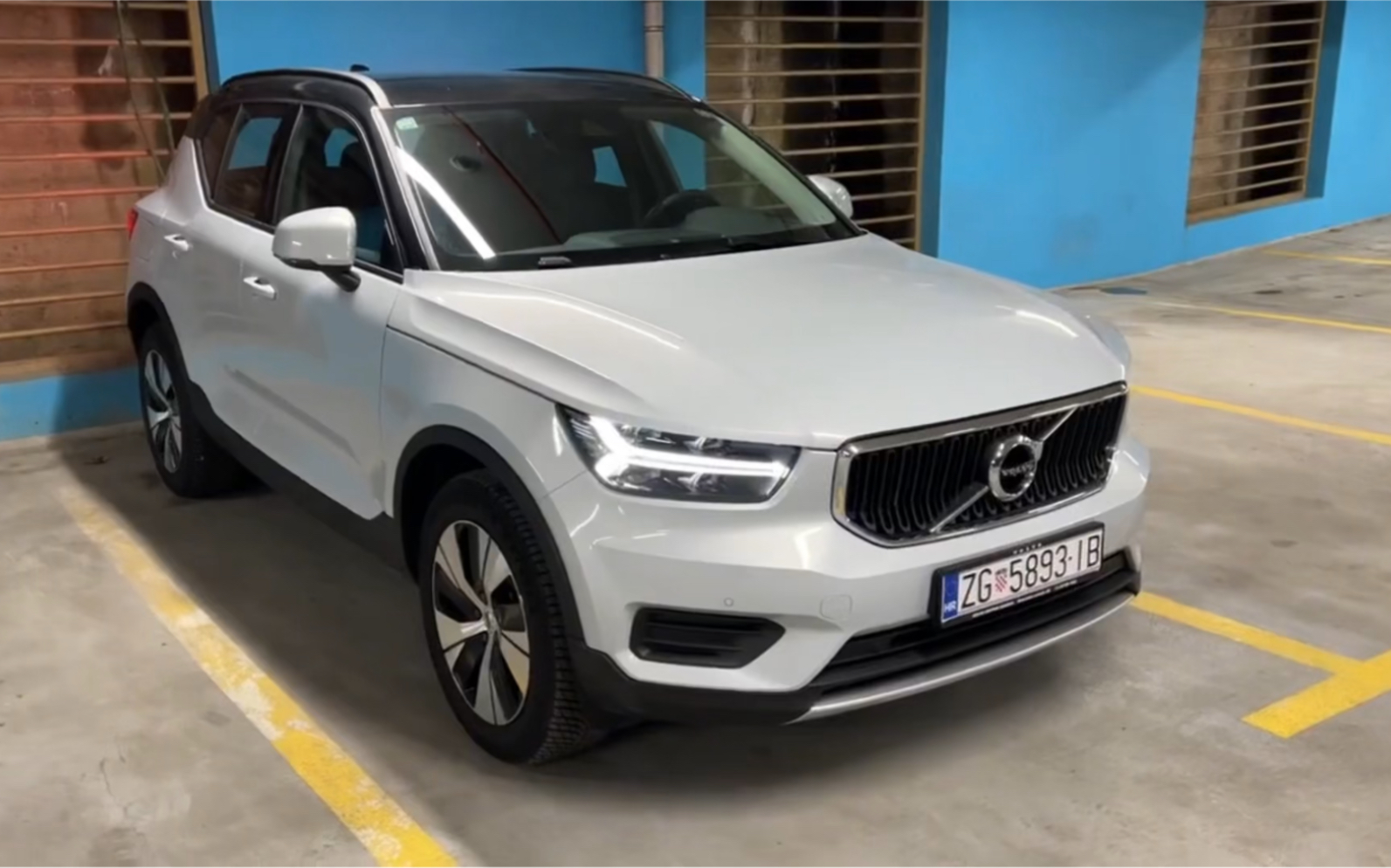 2022款 沃尔沃 xc 40