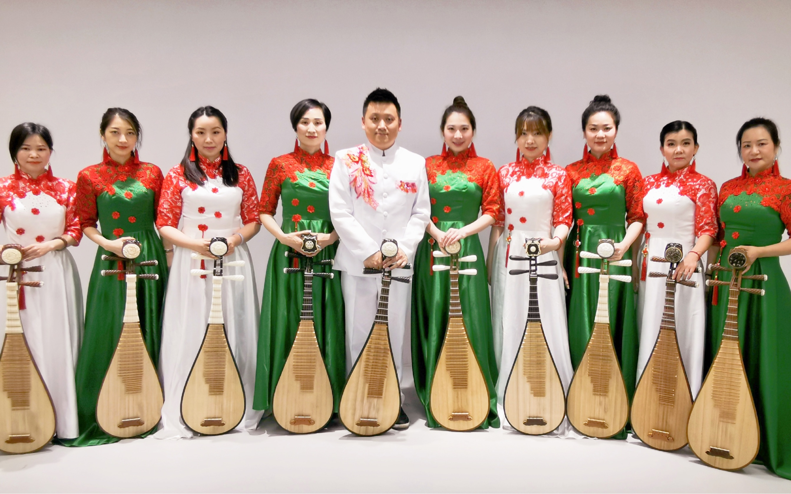 【琵琶合奏】珠韵琵琶乐团二重奏《洪湖水浪打浪》