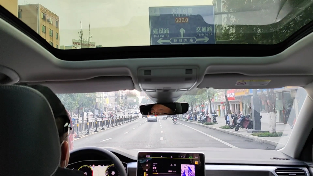 全新一汽大众探岳后排视角实录