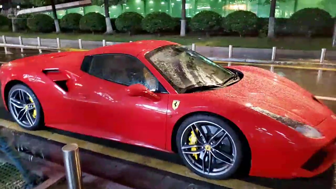 [户外].[集梦会长【116超跑】].[拉法解放西玩玩~大象up].