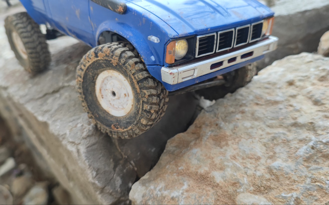 顽皮龙c24日常_哔哩哔哩 (゜-゜)つロ 干杯~-bilibili