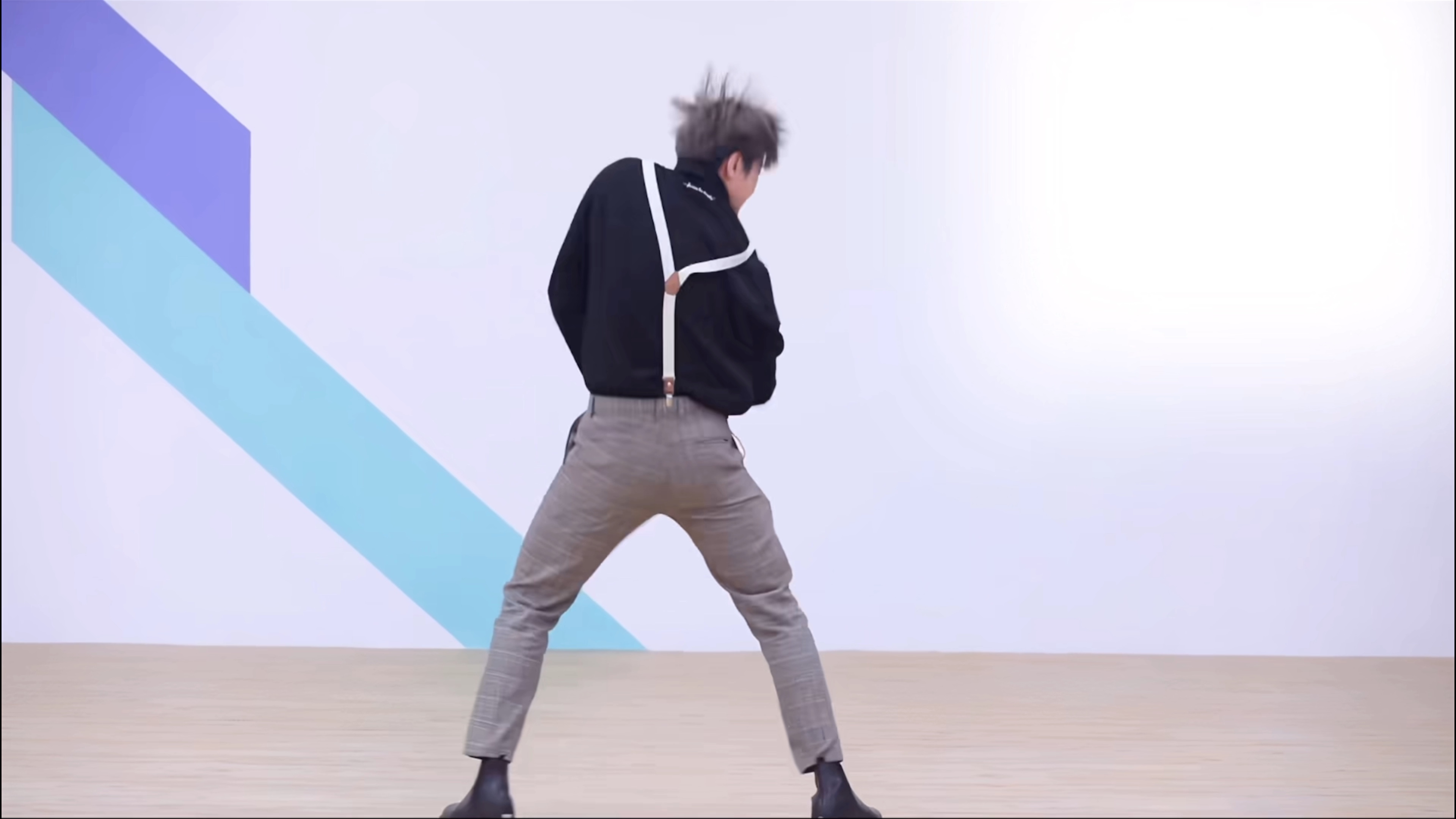 蔡徐坤《只因你太美》原版完整版现场!