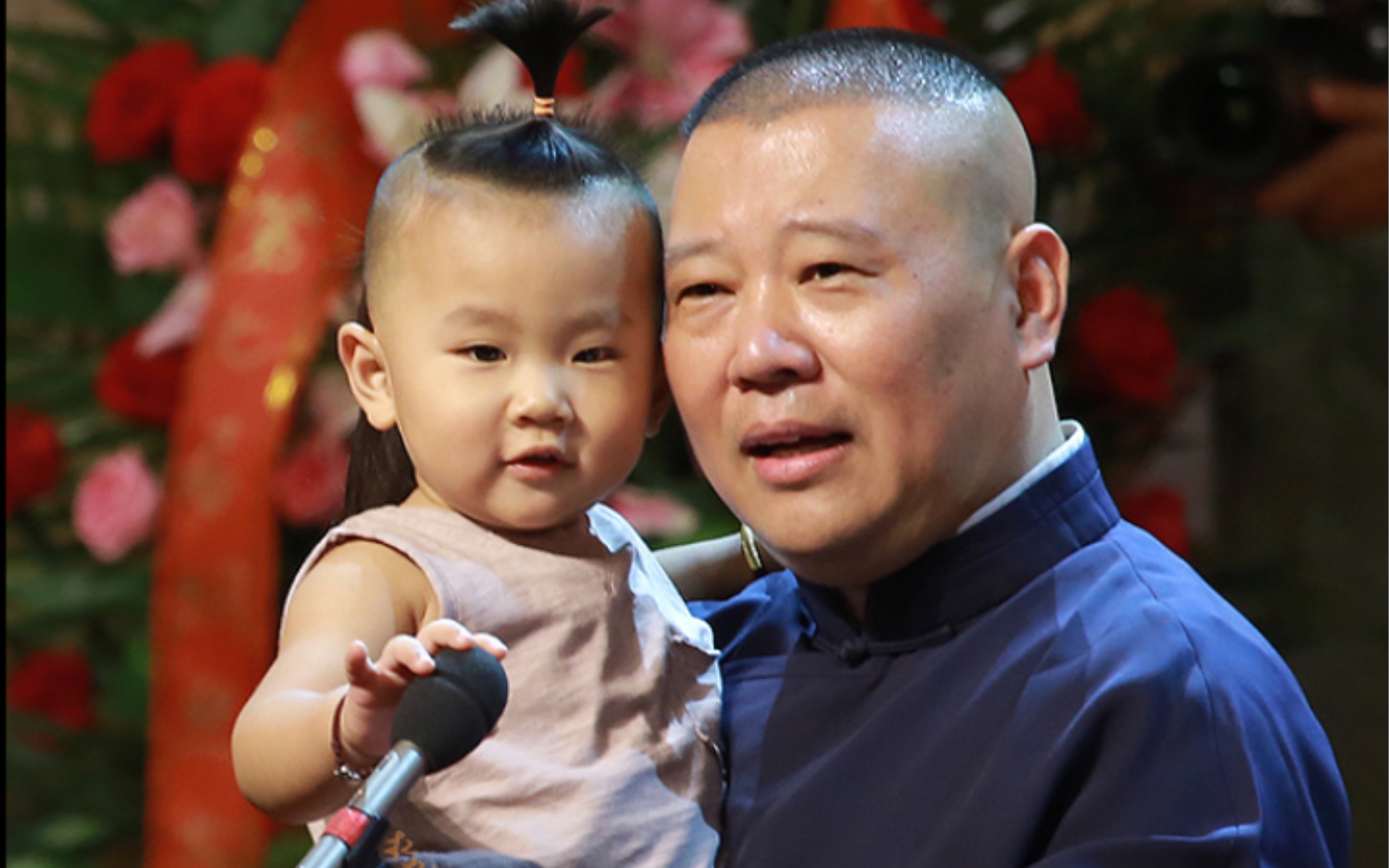 郭德纲谈小儿子郭汾阳:郭汾阳一岁半订下娃娃亲?