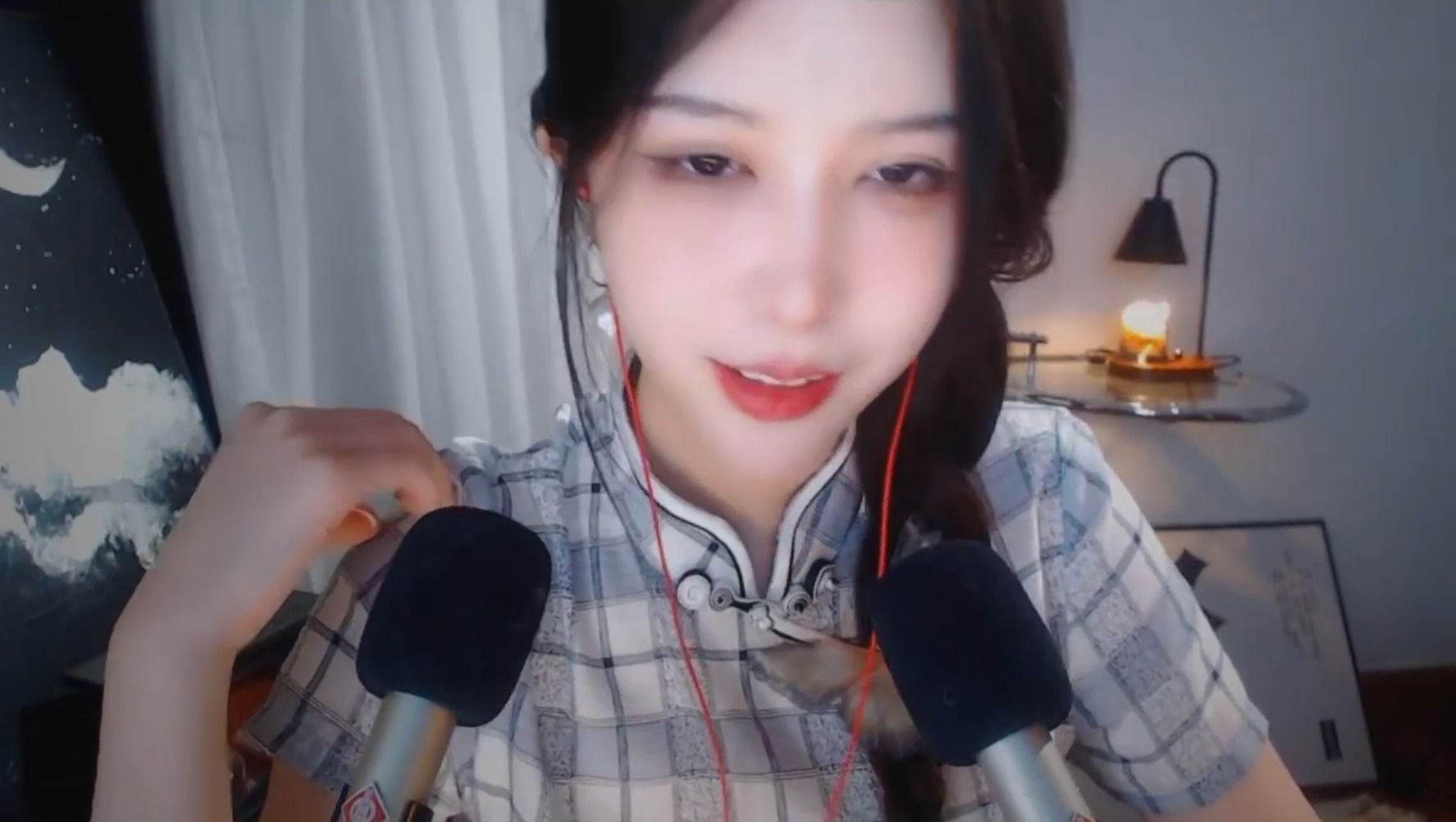 asmr 虎牙抱抱er的耳部清洁