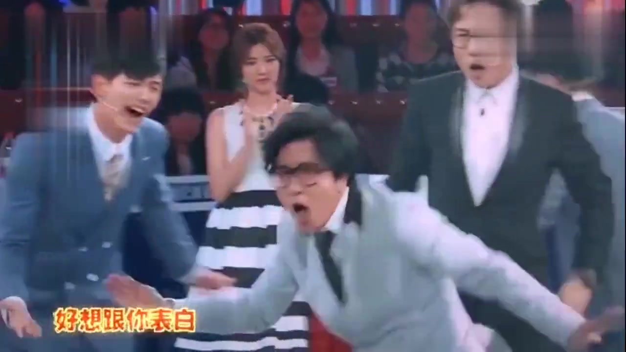 刘维表演舞蹈，薛之谦不甘示弱参战其中，这舞跳的太得劲了