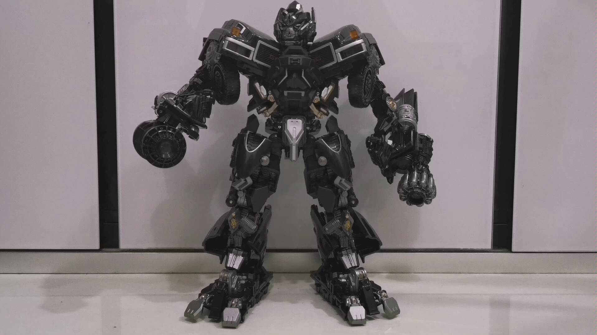 肥宅测评 黑曼巴ls09铁皮人形评测