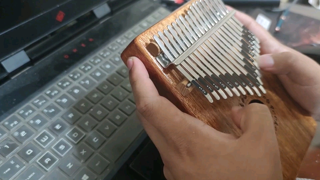 【卡林巴|拇指琴】lemon-米津玄师_哔哩哔哩_bilibili