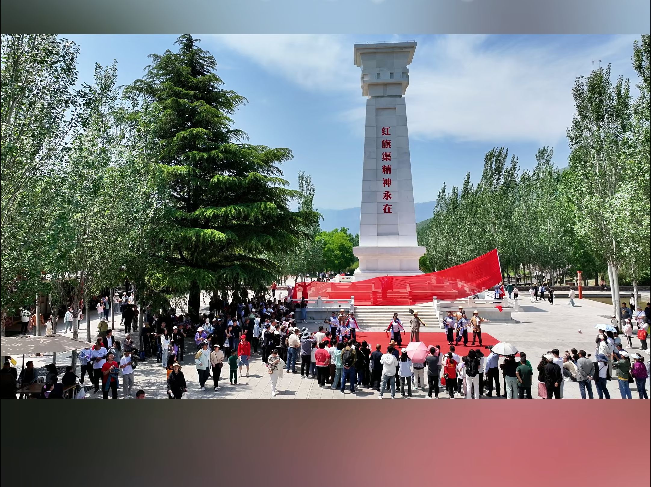 【红旗渠精神永在】千军万马上太行,不成大渠不还乡!