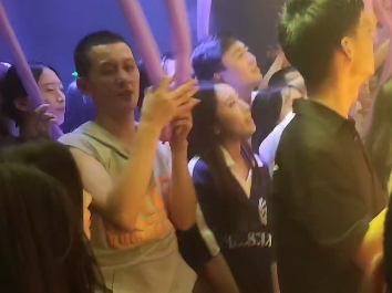 南京miu酒吧蹦迪