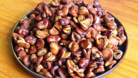 五香蚕豆 轻松几步 把干干硬硬的生蚕豆 做成酥香可口的五香蚕豆 哔哩哔哩