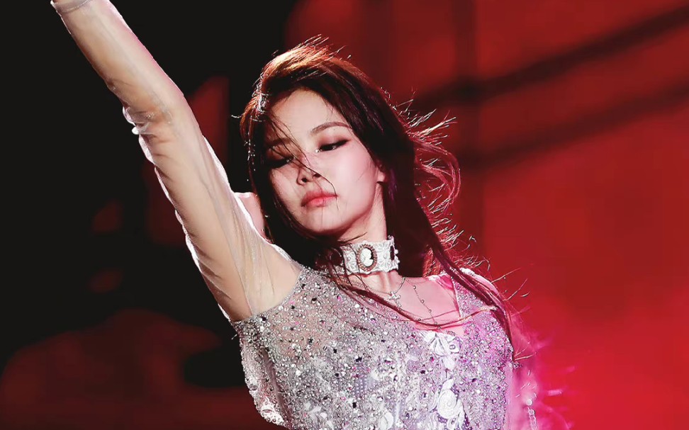 无人能替代她!jennie科切拉《solo》第一排直拍