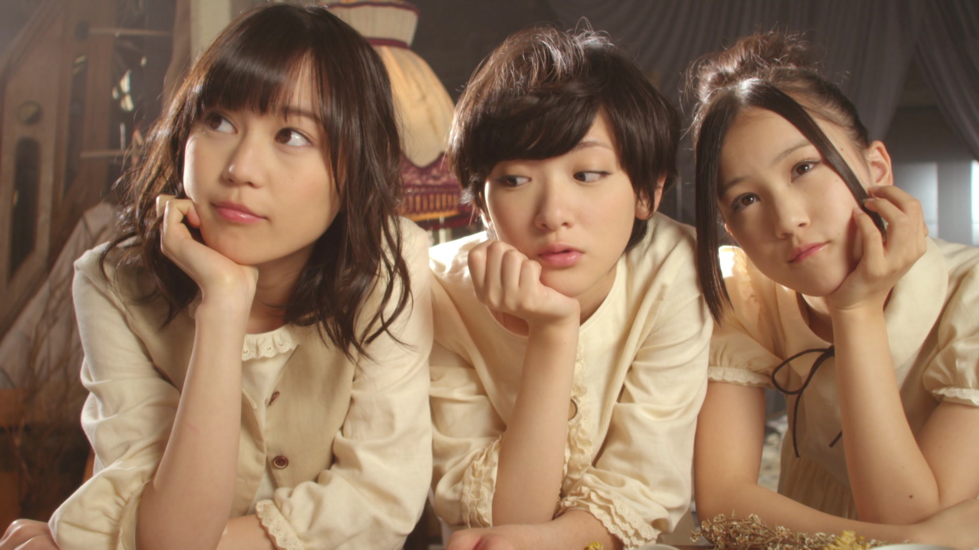 乃木坂46「ここじゃないどこか」