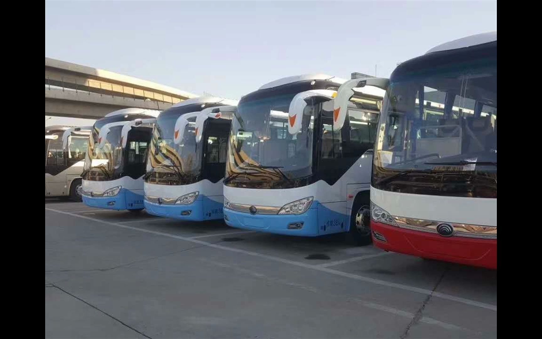 昆山到万山的客车班次时刻表)139-1261-2977路线 票价/查询