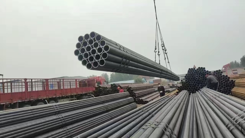 无缝钢管装车中 小口径无缝钢管 小口径厚壁无缝钢管山东海鼎钢管