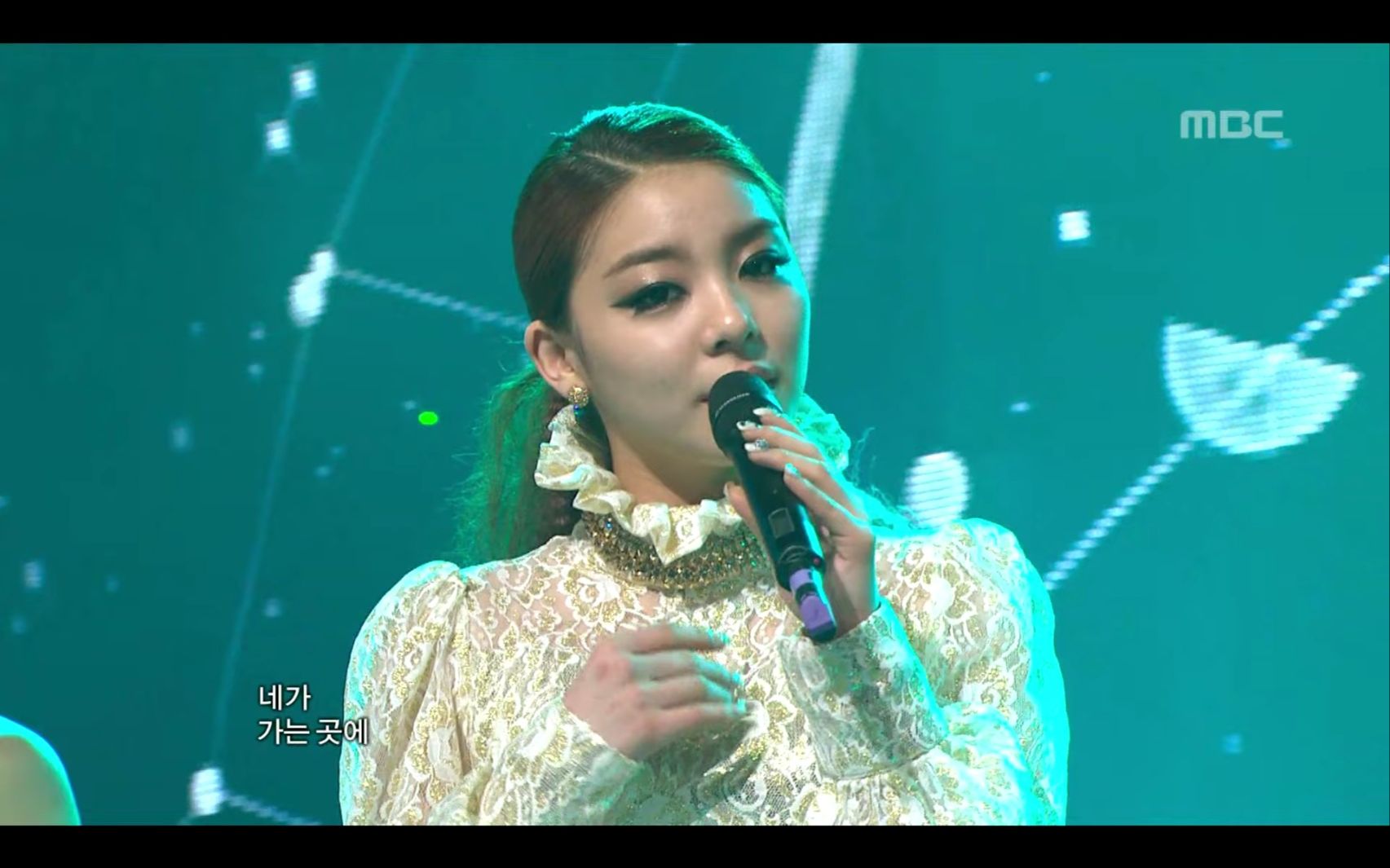 [图]Ailee - Heaven, Music Core 20120225