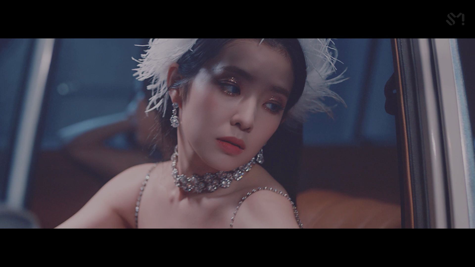 【mv】red velvet回归新曲psycho官方mv公开,今年也是努力的5毛!