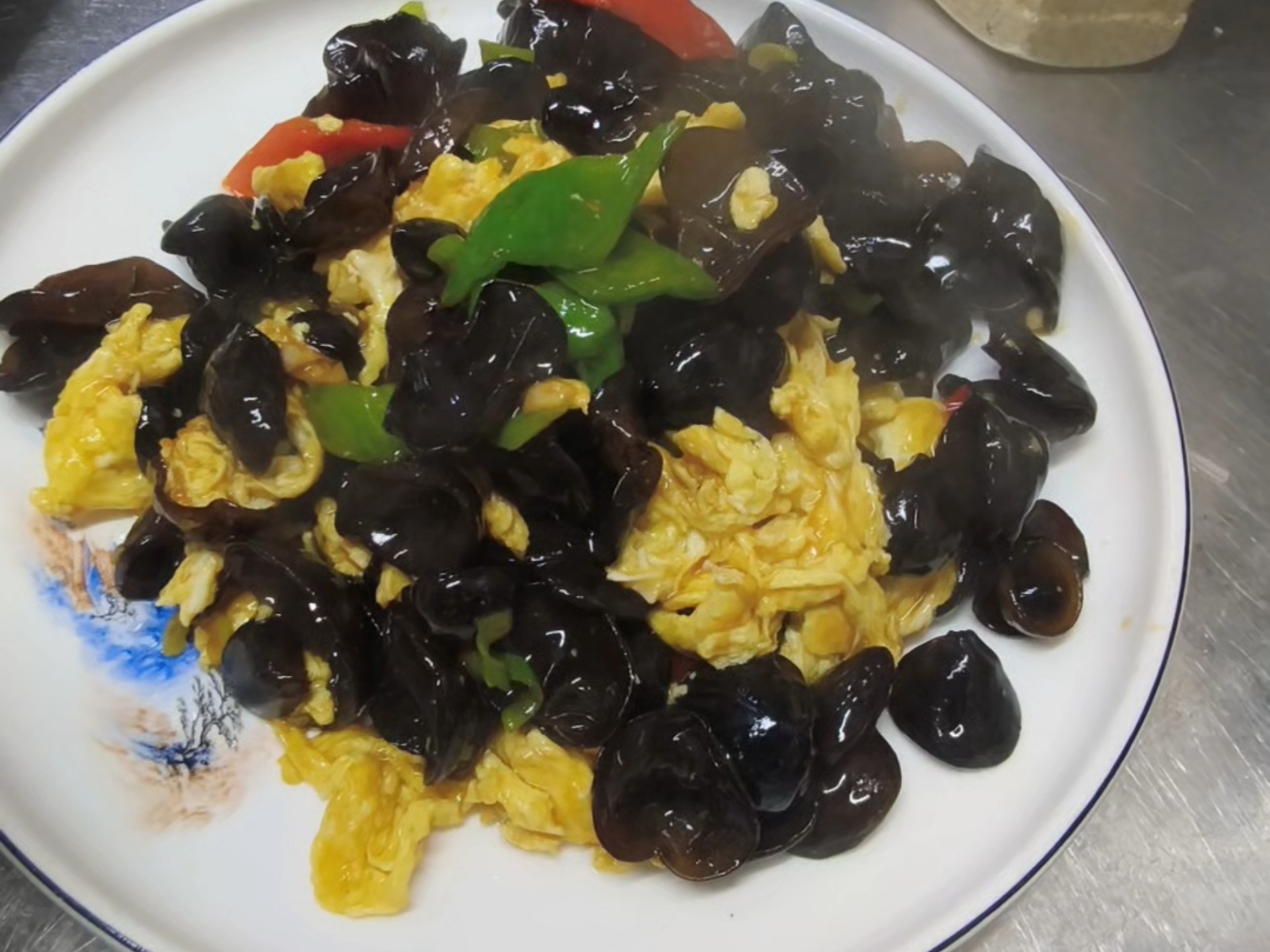 木耳炒鸡蛋