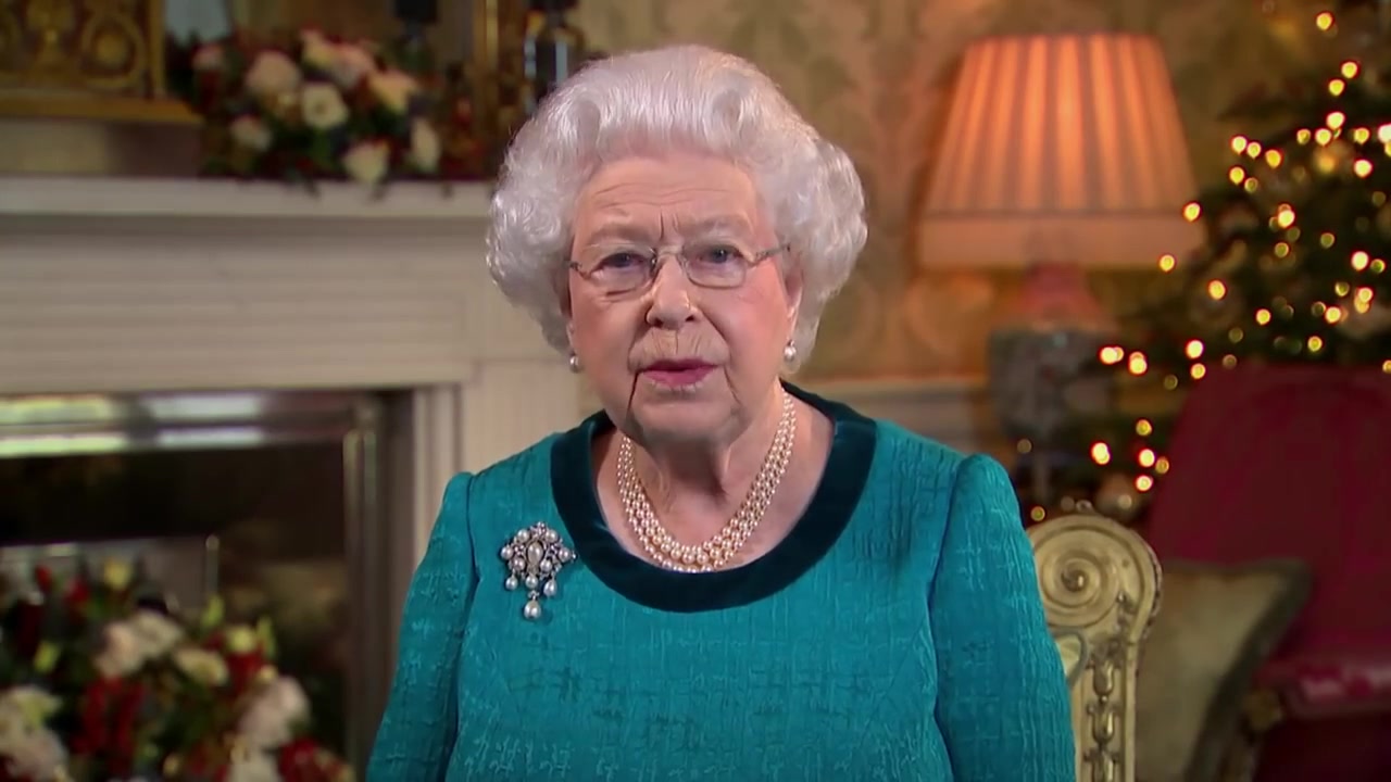 英国超长待机女王——伊丽莎白二世的圣诞致辞演讲合辑(王室英音)