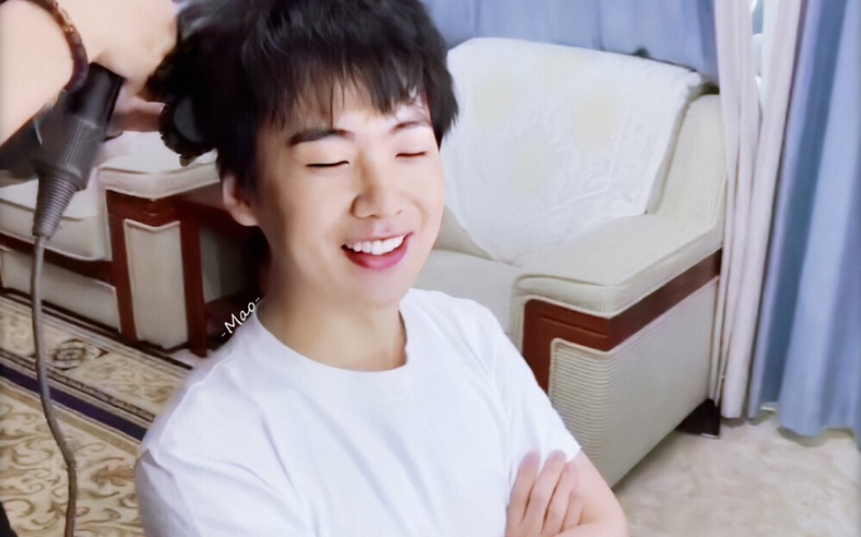 【郭麒麟】十八岁 秋水式广播体操