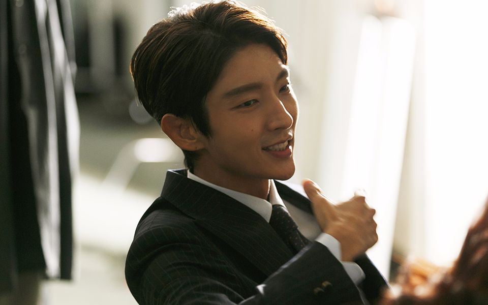 【李准基】【武法律师】【笑容剪辑】奉尚弼笑容(一)