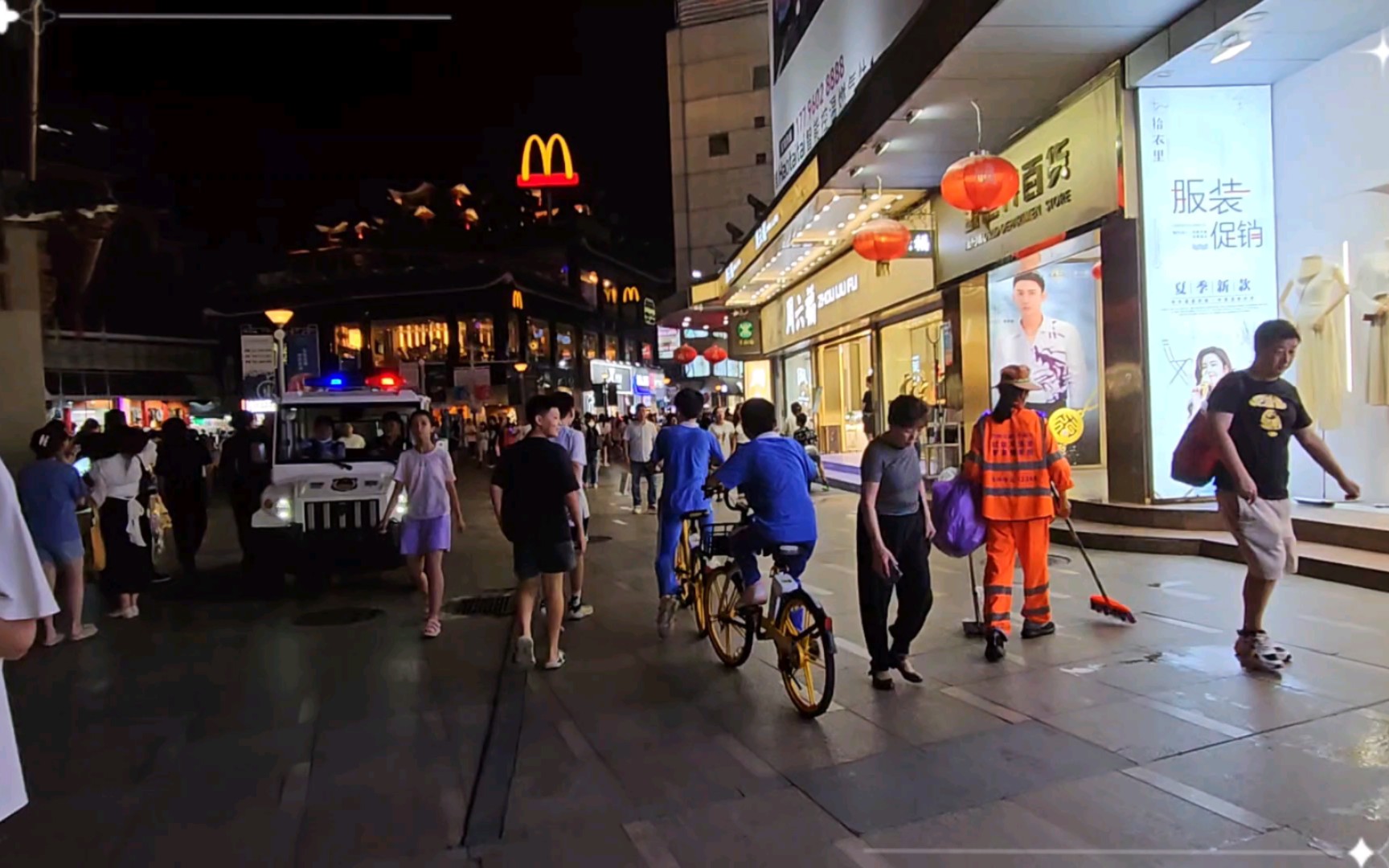 深圳东门步行街:繁华依旧还是客流量大减?实探真相!