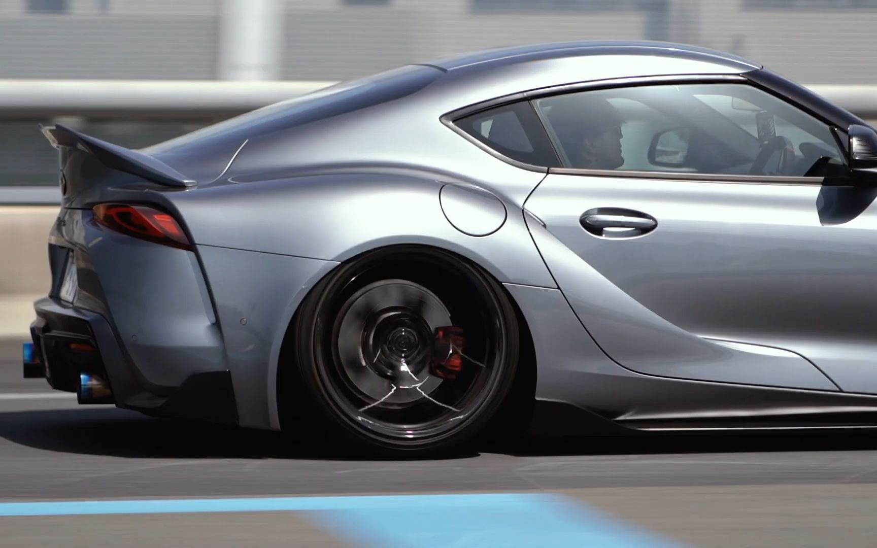 static supra a90养眼的好车,快叫你的好兄弟带你去兜风吧